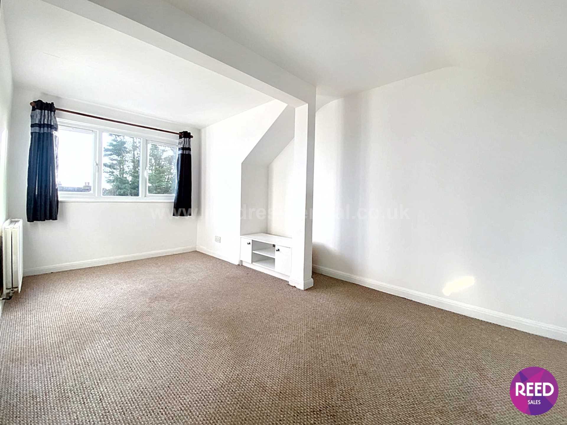 Additional Property Image 1 bedroom Flat to rent in Westcliff On Sea 7