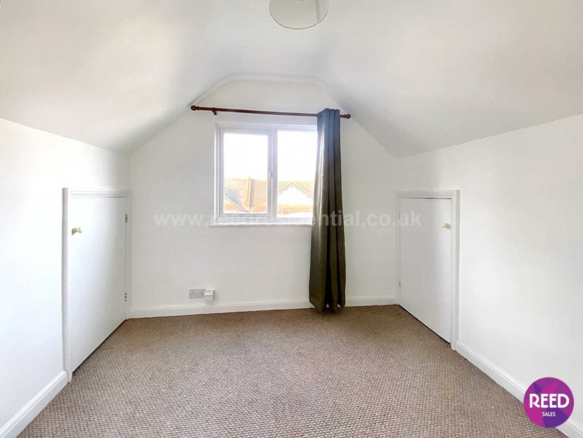Additional Property Image 1 bedroom Flat to rent in Westcliff On Sea 10