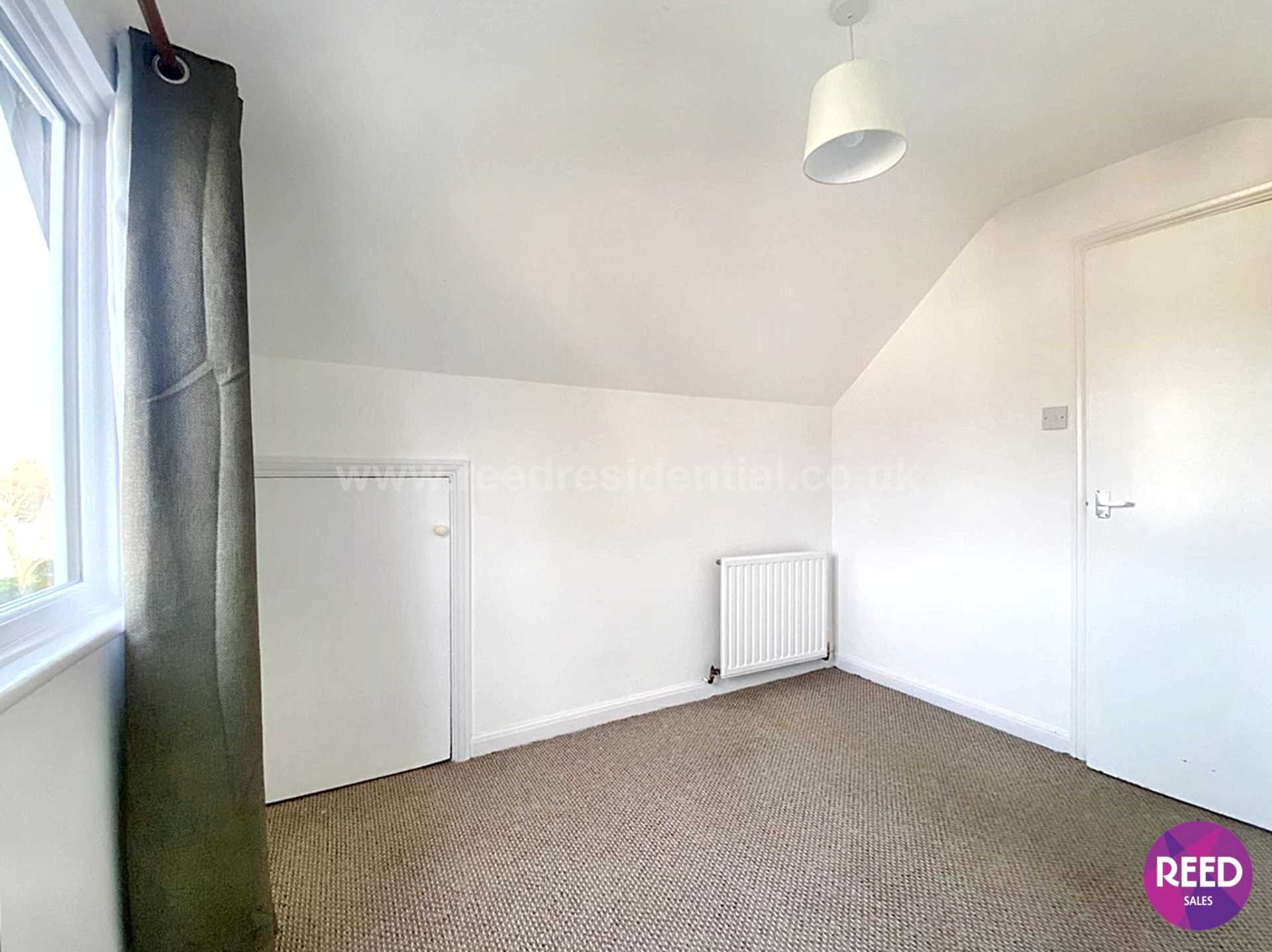 Additional Property Image 1 bedroom Flat to rent in Westcliff On Sea 11