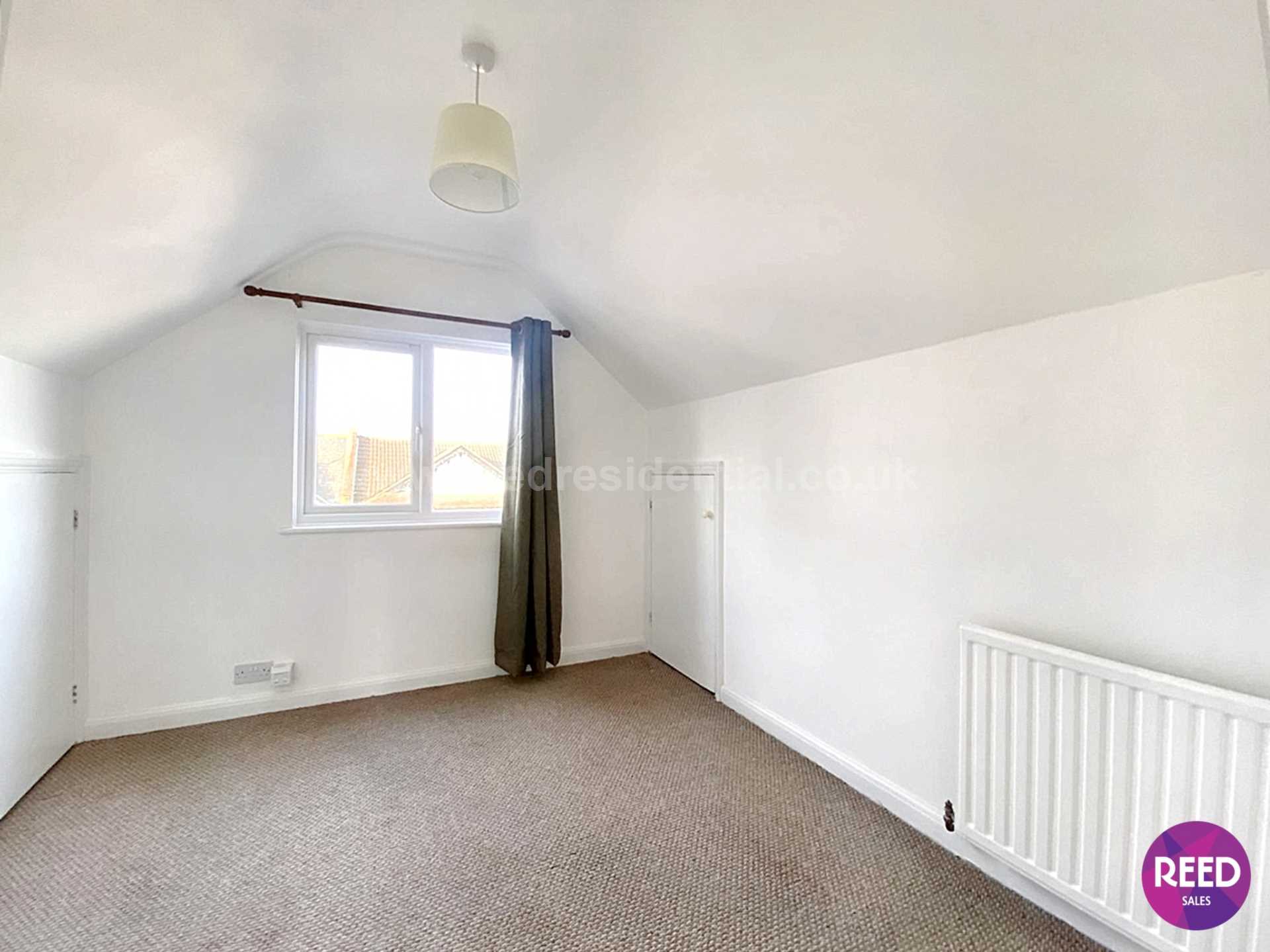 Additional Property Image 1 bedroom Flat to rent in Westcliff On Sea 12