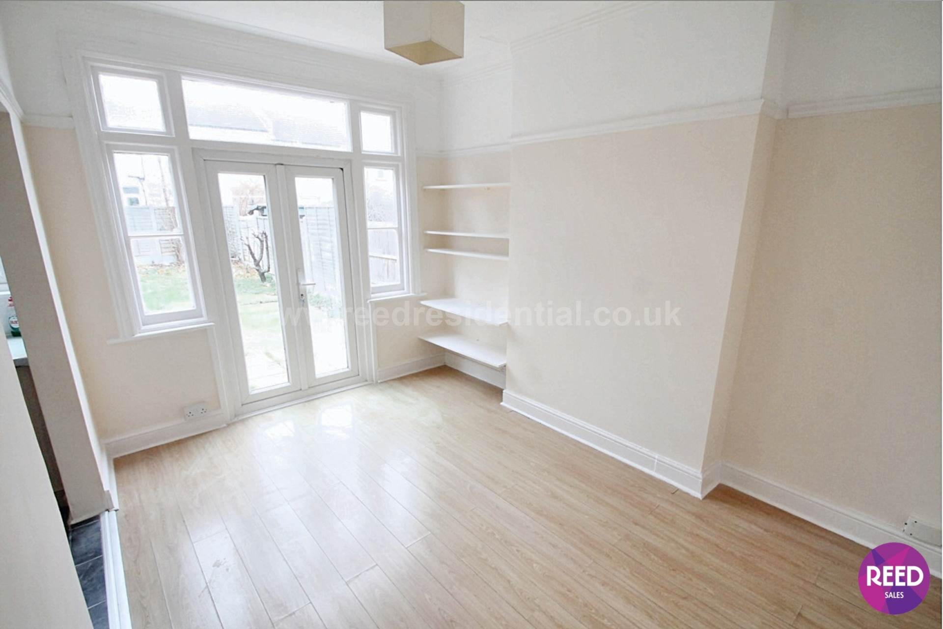 Additional Property Image 3 bedroom End of Terrace to rent in Westcliff On Sea 5