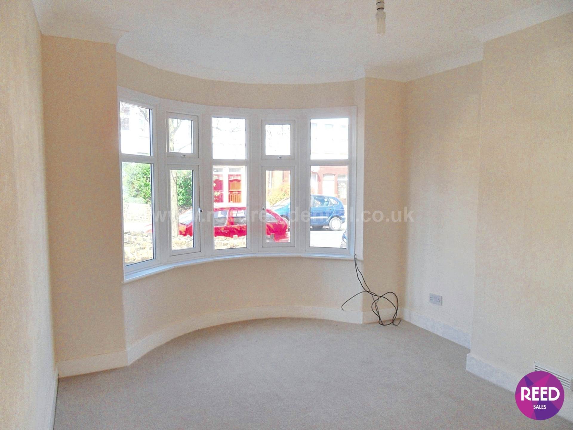 Additional Property Image 2 bedroom Flat to rent in Westcliff On Sea 2