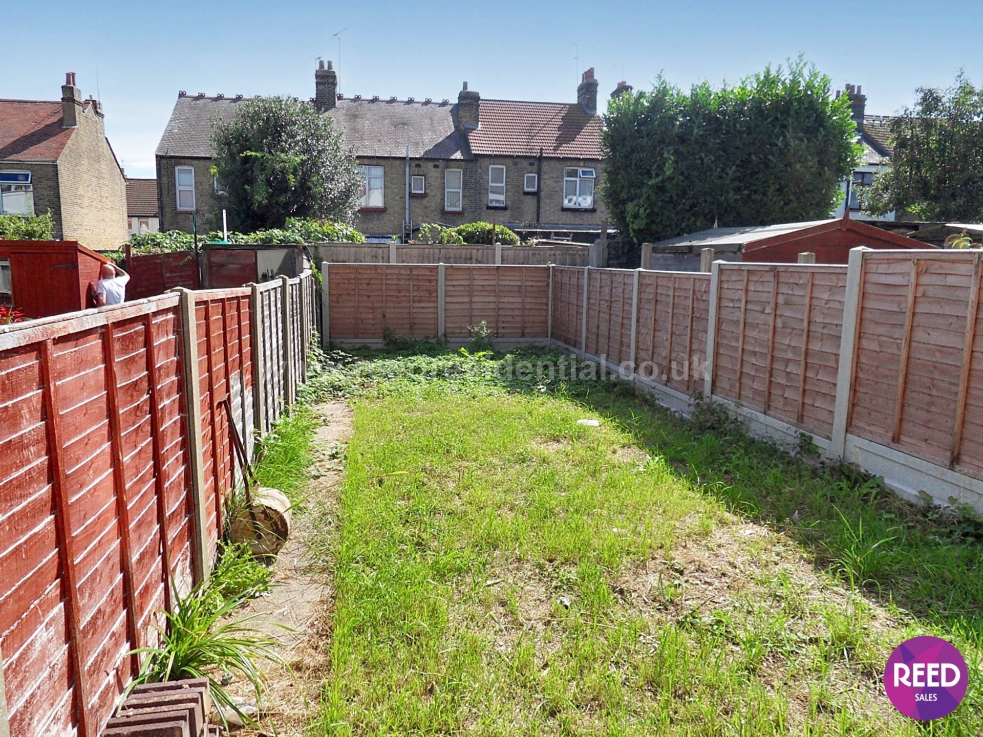 Additional Property Image 2 bedroom Flat to rent in Westcliff On Sea 6