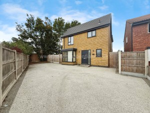 3 bedroom House to rent in Southend On Sea
