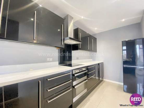 Additional Property Image 3 bedroom Flat for sale in Southend On Sea 4