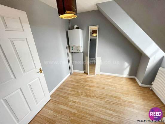 Additional Property Image 2 bedroom Flat for sale in Southend On Sea 2