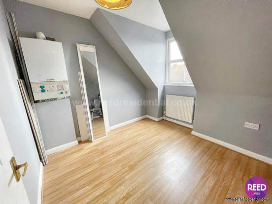 Additional Property Image 2 bedroom Flat for sale in Southend On Sea 9