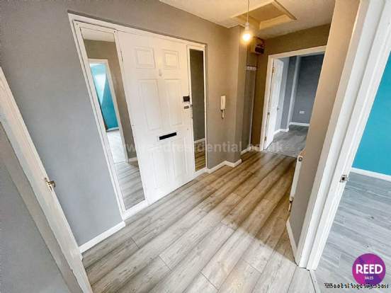 Additional Property Image 2 bedroom Flat for sale in Southend On Sea 13