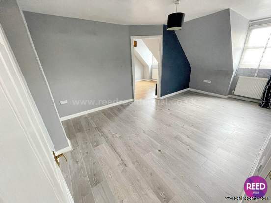 Additional Property Image 2 bedroom Flat for sale in Southend On Sea 8