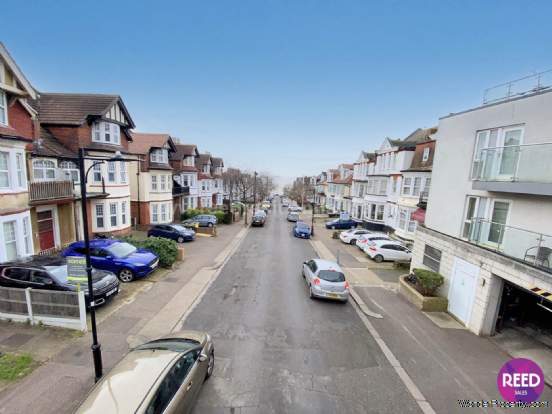 Additional Property Image 2 bedroom Flat for sale in Westcliff On Sea 10