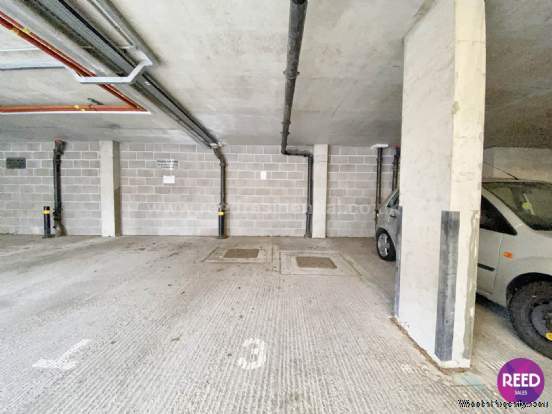 Additional Property Image 2 bedroom Flat for sale in Westcliff On Sea 7
