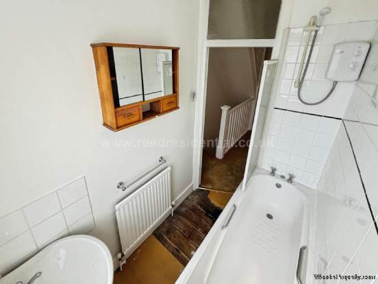 Additional Property Image 2 bedroom Maisonette for sale in Westcliff On Sea 5
