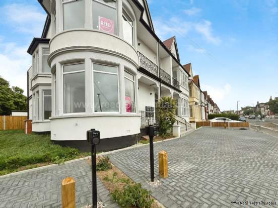 Additional Property Image 2 bedroom Apartment to rent in Westcliff On Sea 9
