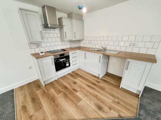 Additional Property Image 2 bedroom Apartment to rent in Westcliff On Sea 5
