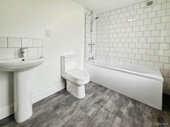 Additional Property Image 2 bedroom Apartment to rent in Westcliff On Sea 12