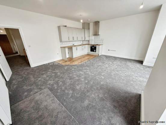 Additional Property Image 3 bedroom Apartment to rent in Westcliff On Sea 6