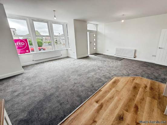 Additional Property Image 3 bedroom Apartment to rent in Westcliff On Sea 8