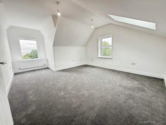 Additional Property Image 2 bedroom Apartment to rent in Westcliff On Sea 9