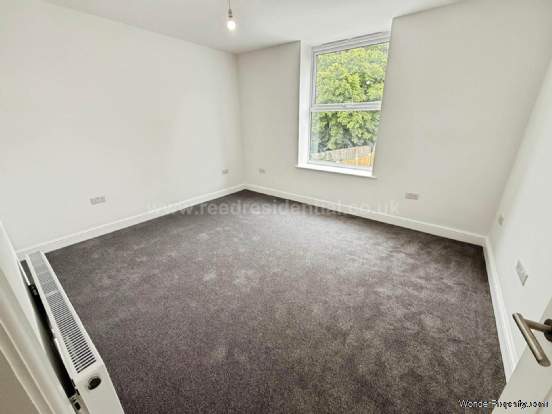 Additional Property Image 2 bedroom Apartment to rent in Westcliff On Sea 13