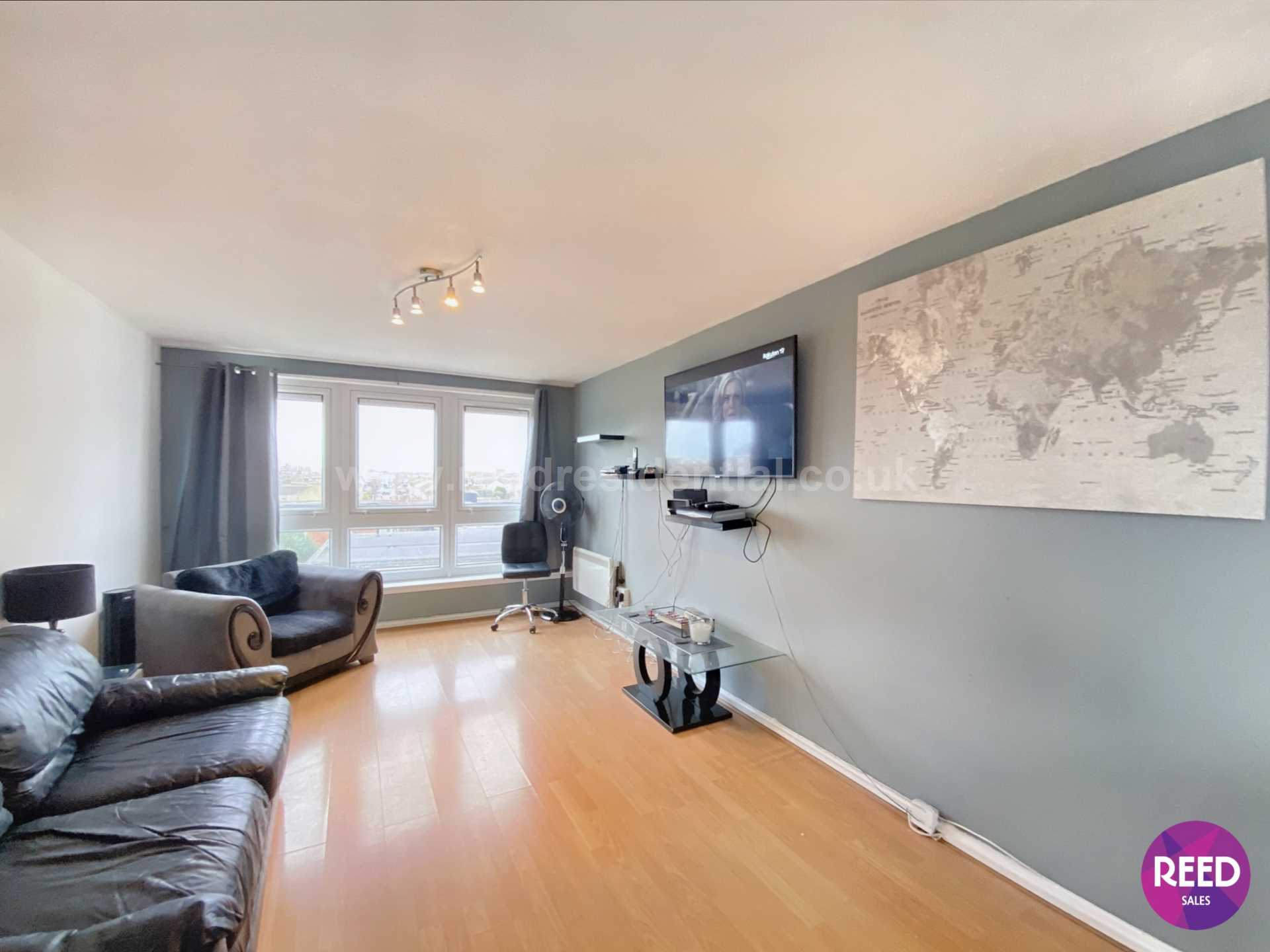 Additional Property Image 1 bedroom Apartment for sale in Westcliff On Sea 3