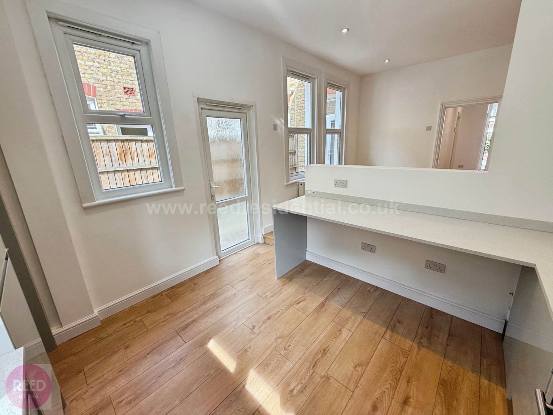 Additional Property Image 4 bedroom End of Terrace to rent in Westcliff On Sea 6