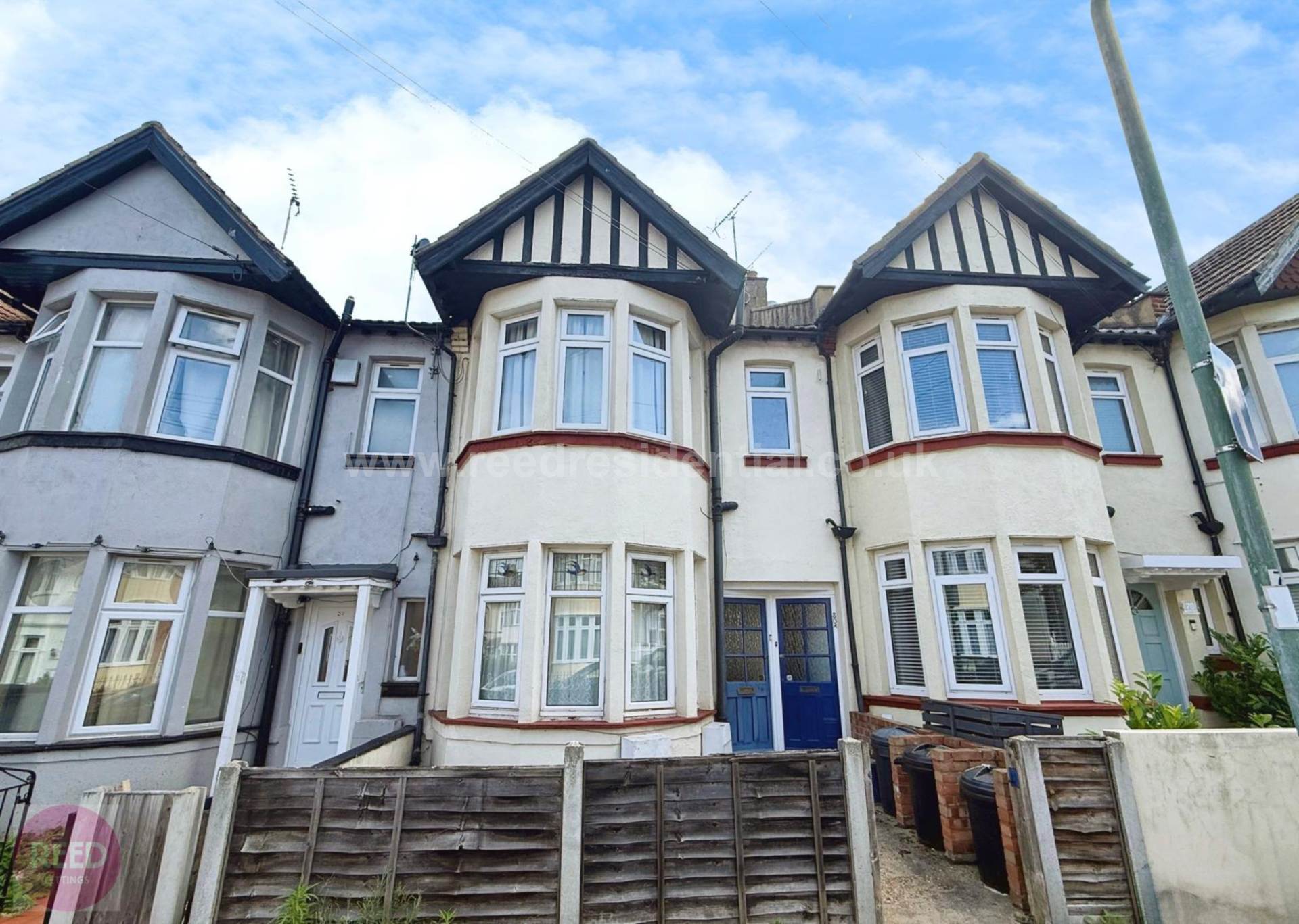 Additional Property Image 1 bedroom Flat to rent in Westcliff On Sea 2