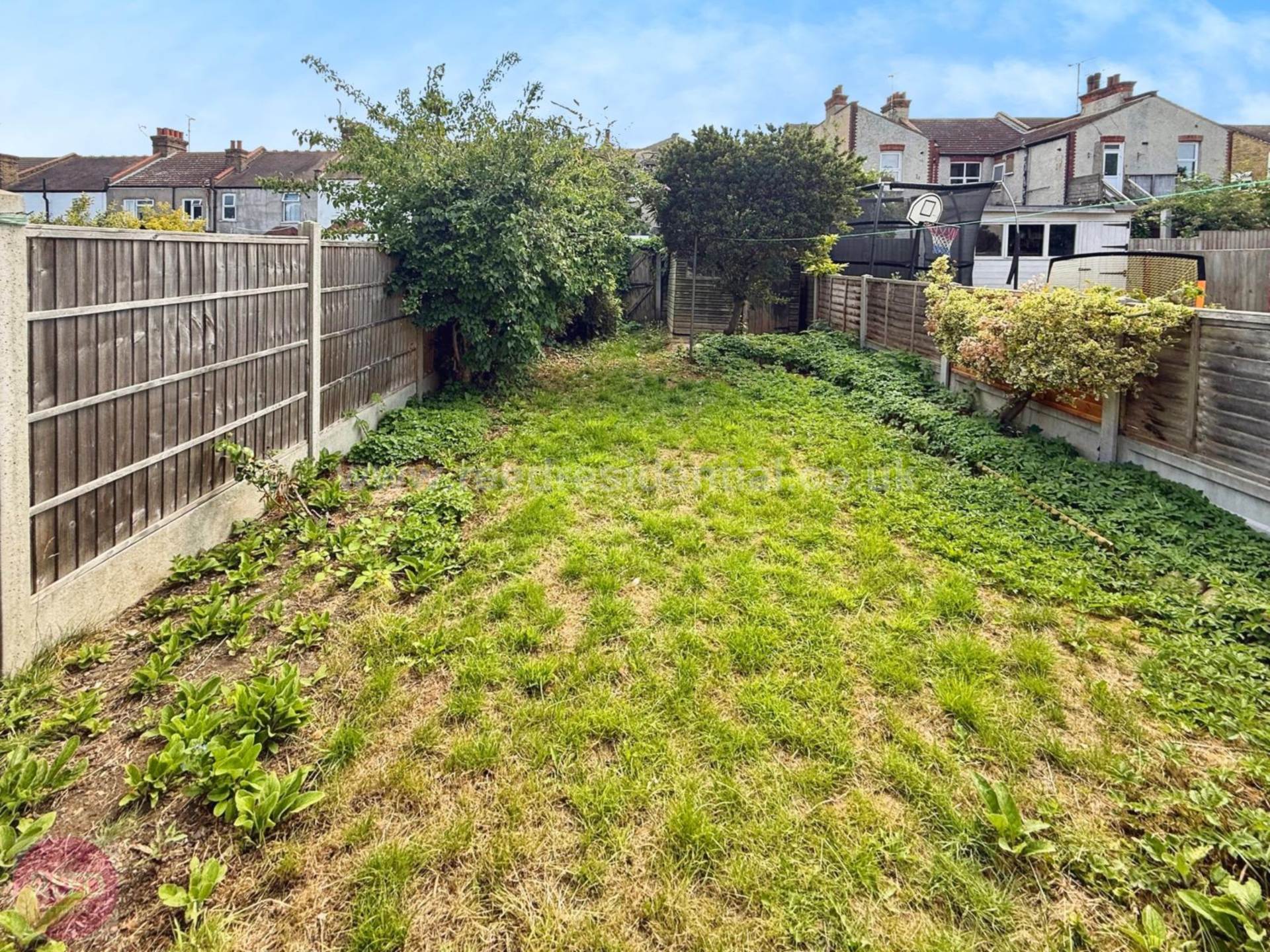 Additional Property Image 1 bedroom Flat to rent in Westcliff On Sea 10