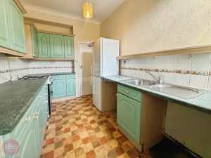 1 bedroom Flat to rent in Westcliff On Sea