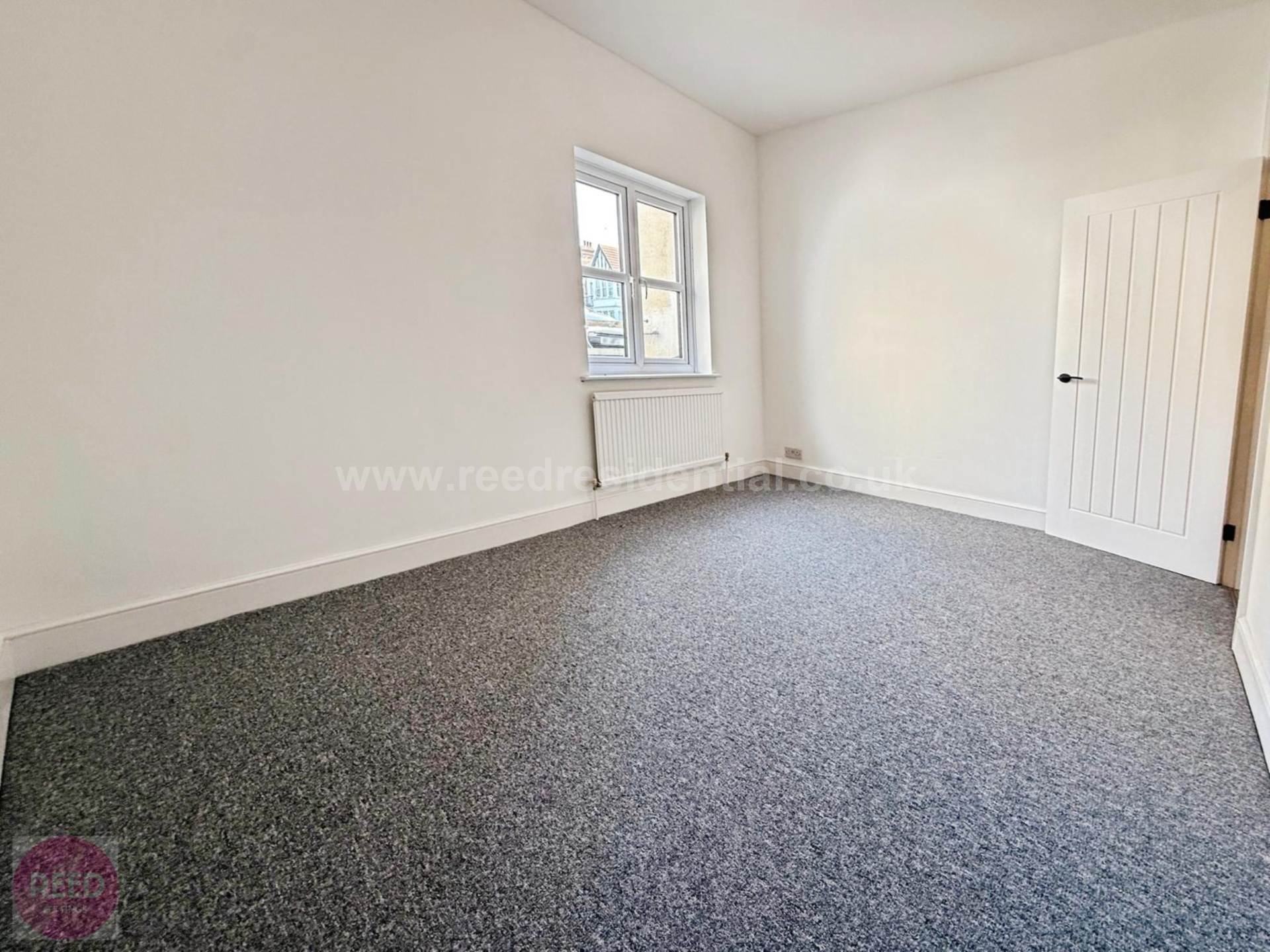 Additional Property Image 1 bedroom Flat to rent in Westcliff On Sea 6
