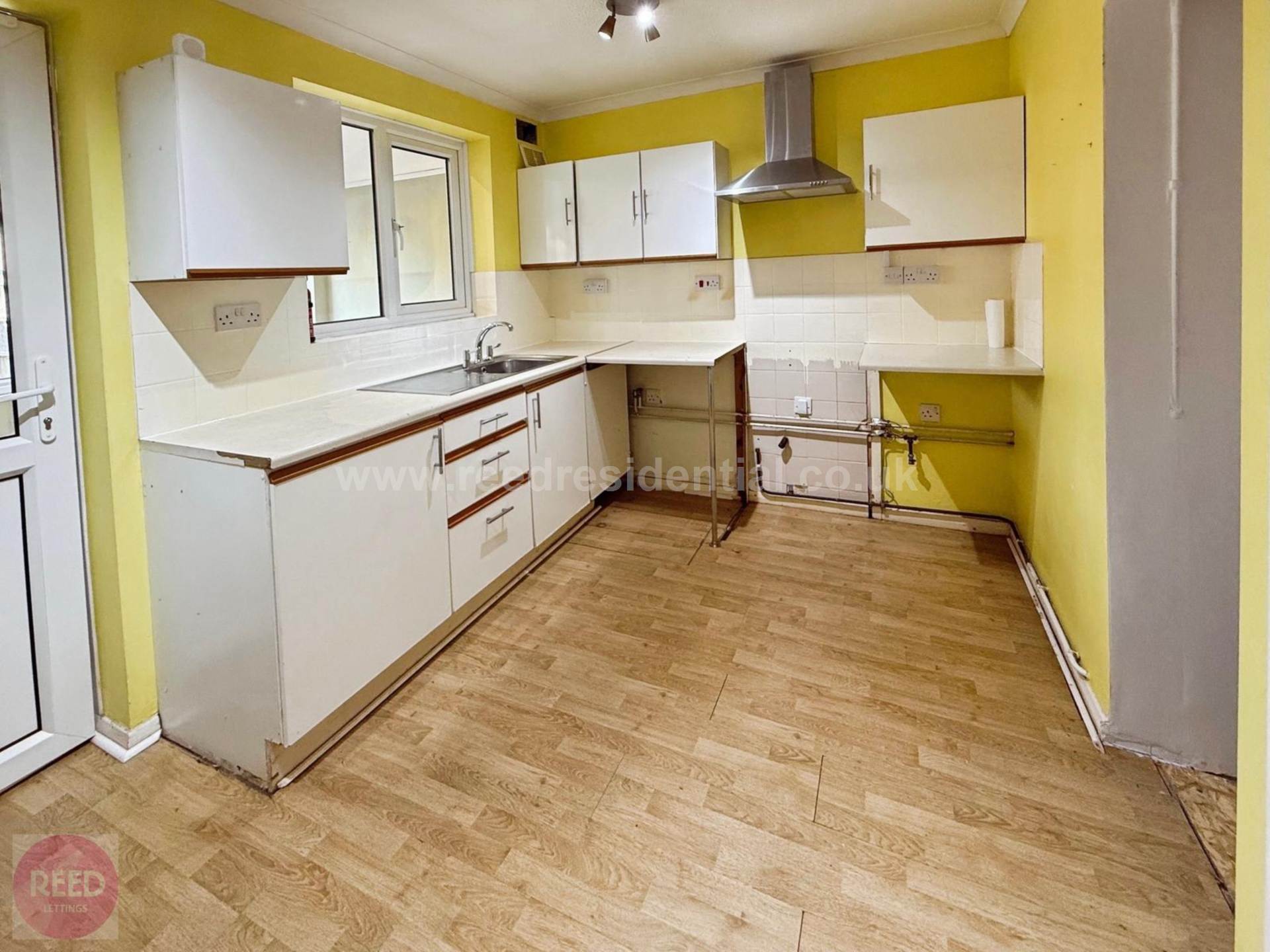 Additional Property Image 2 bedroom House to rent in Southend On Sea 13
