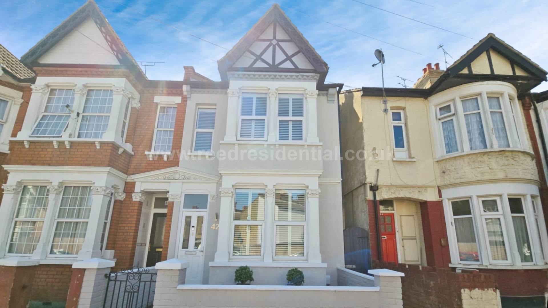 Additional Property Image 4 bedroom Semi Detached for sale in Westcliff On Sea 2