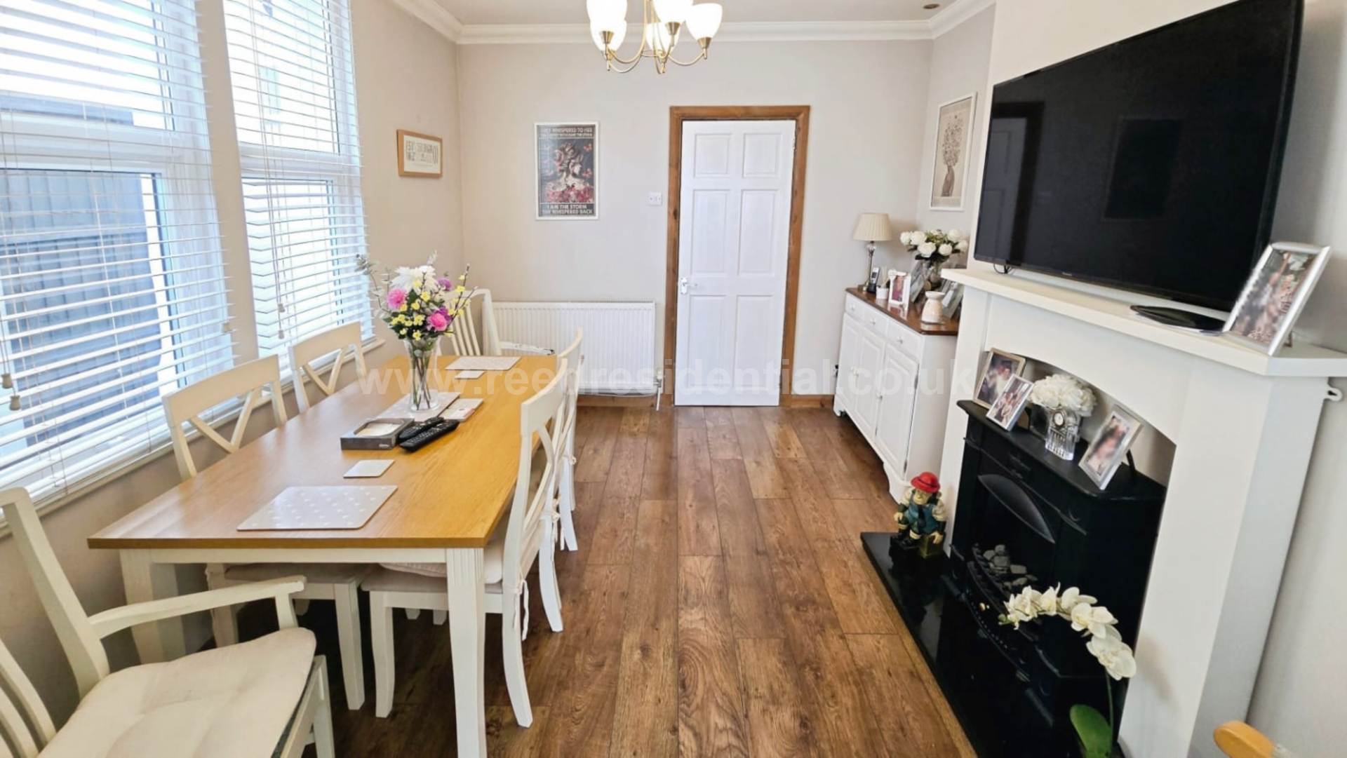 Additional Property Image 4 bedroom Semi Detached for sale in Westcliff On Sea 5