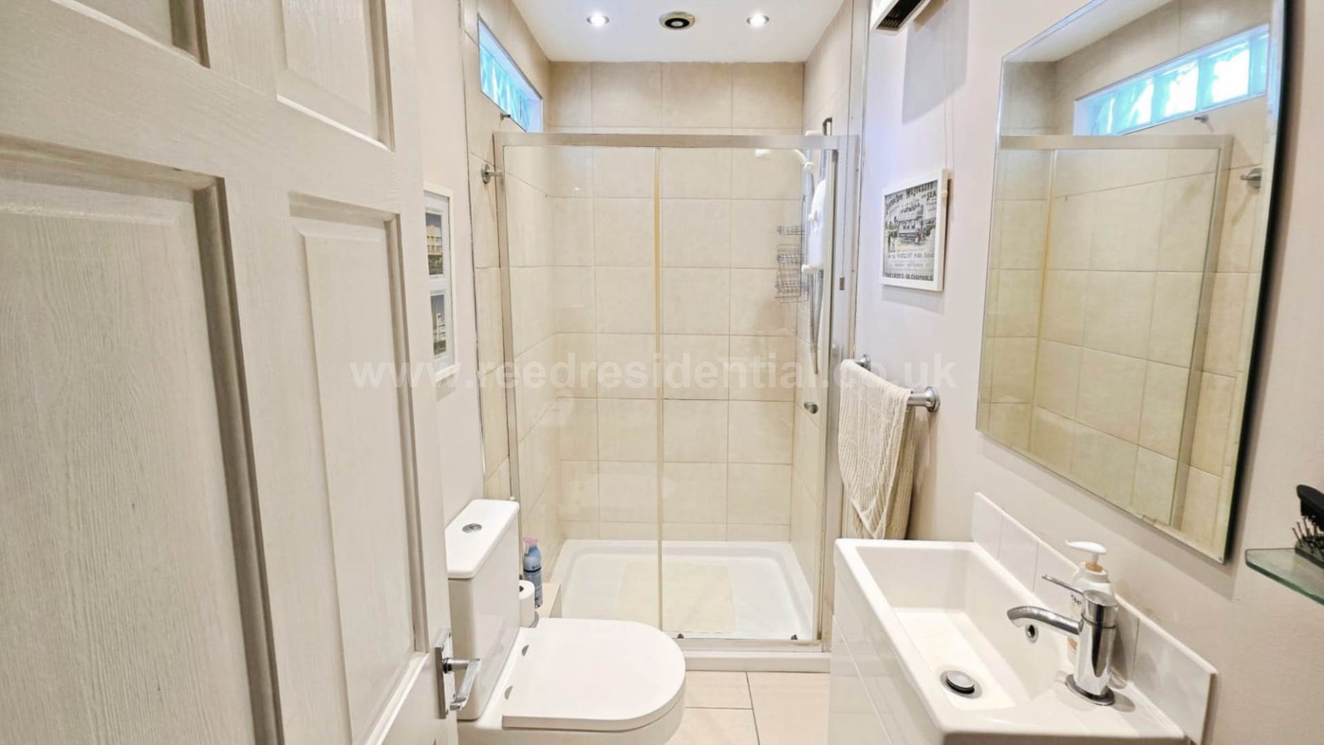 Additional Property Image 4 bedroom Semi Detached for sale in Westcliff On Sea 13