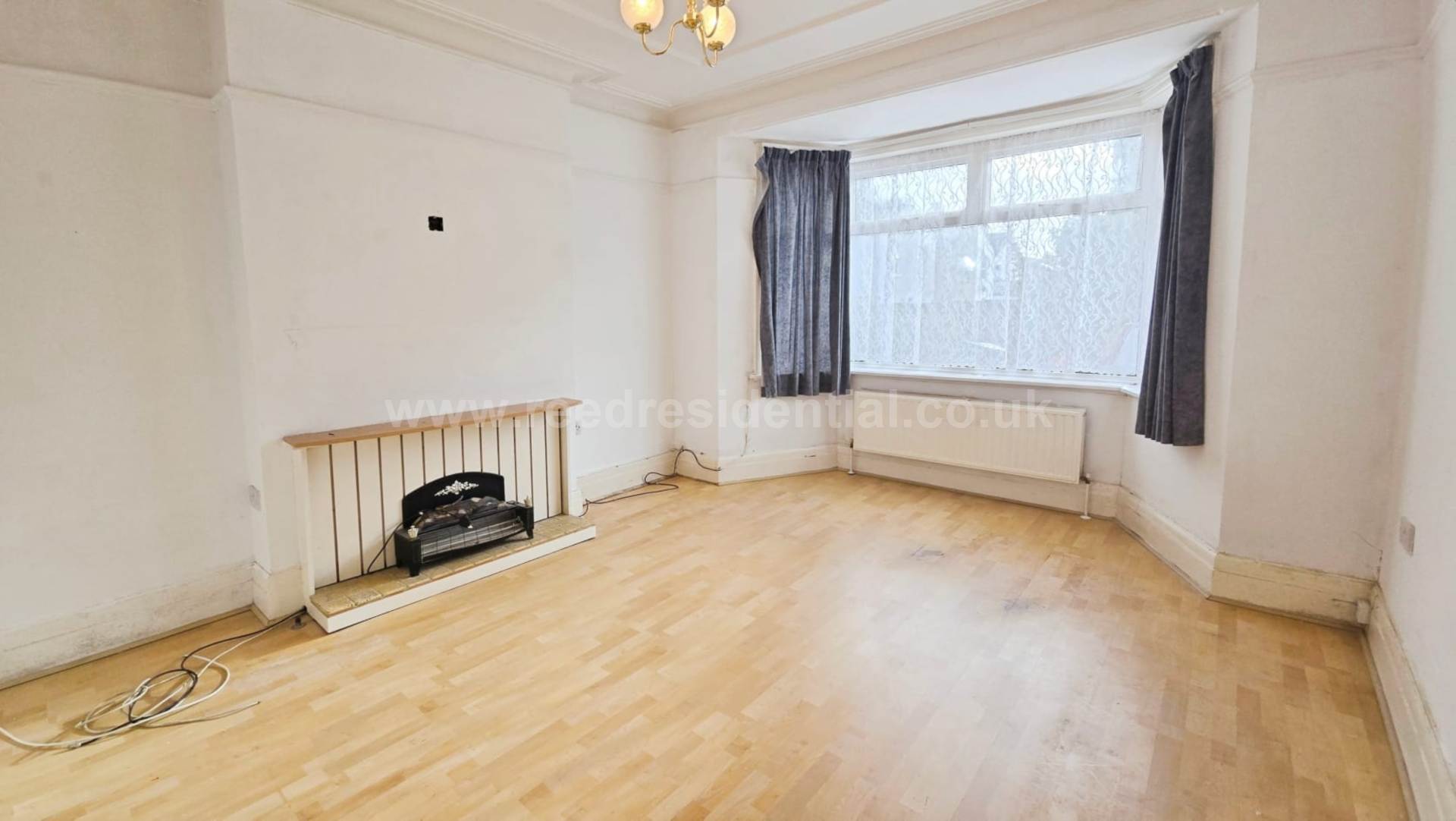 Additional Property Image 1 bedroom Flat for sale in Westcliff On Sea 3