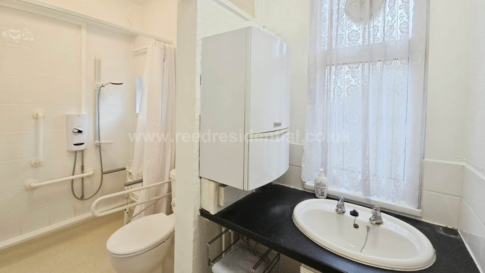 Additional Property Image 1 bedroom Flat for sale in Westcliff On Sea 10