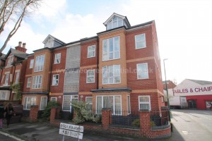 1 bedroom Apartment to rent in Nottingham