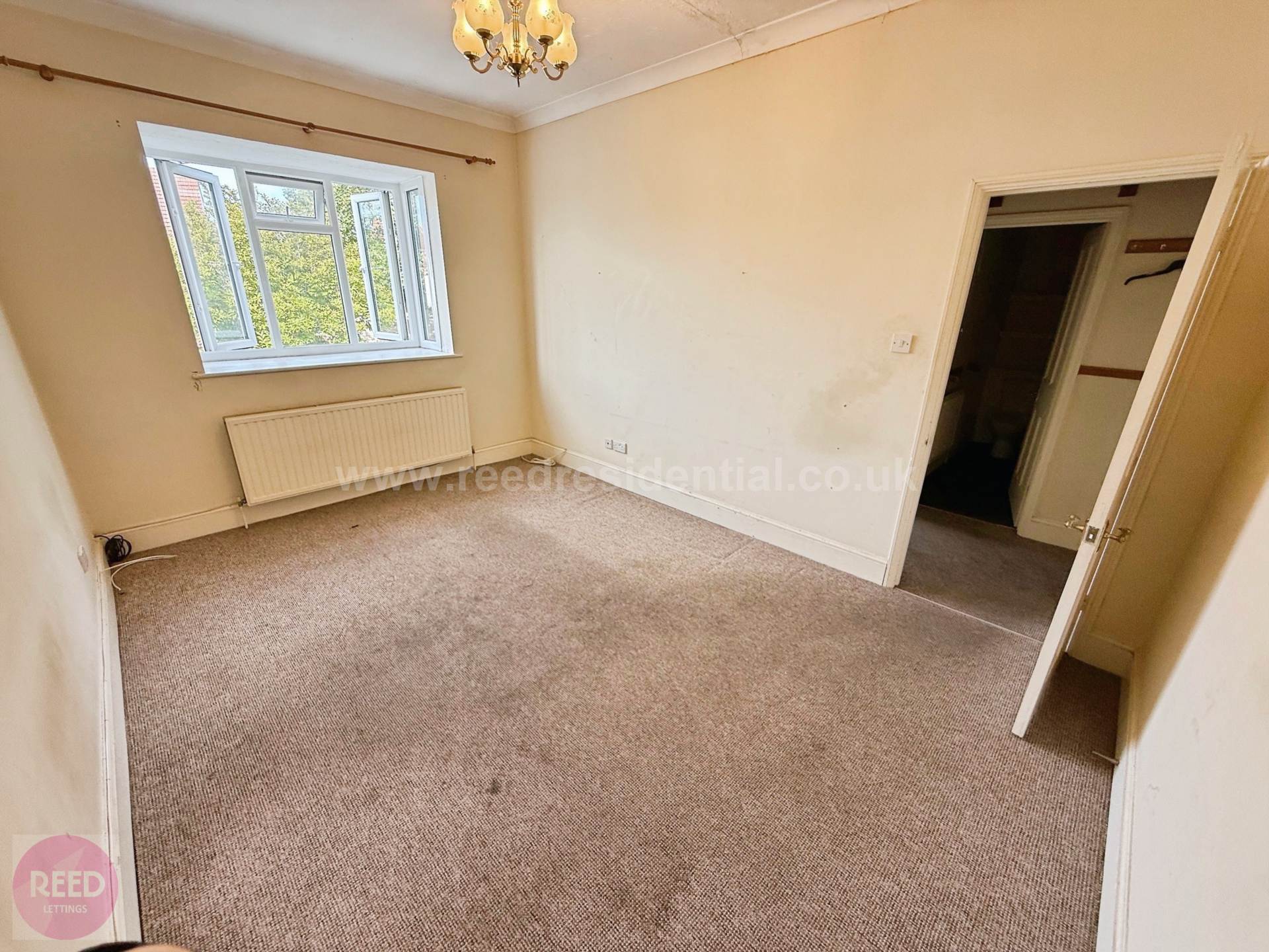 Additional Property Image 1 bedroom Flat for sale in Westcliff On Sea 6