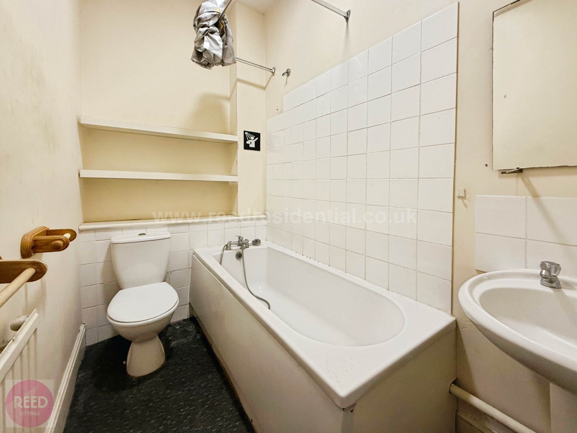 Additional Property Image 1 bedroom Flat for sale in Westcliff On Sea 8