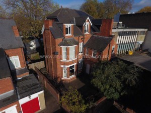 10 bedroom House to rent in Nottingham