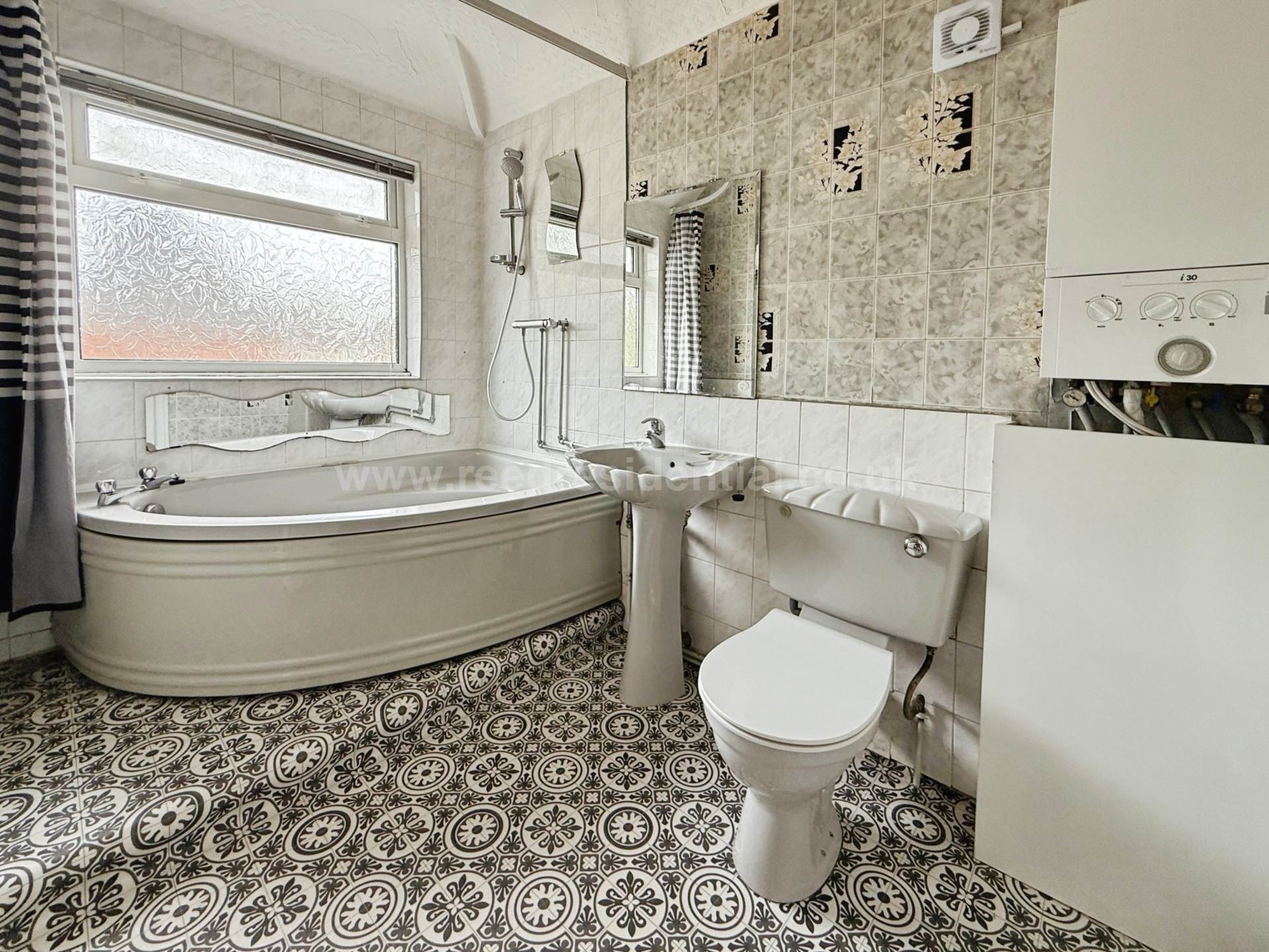 Additional Property Image 3 bedroom End of Terrace for sale in Birmingham 11