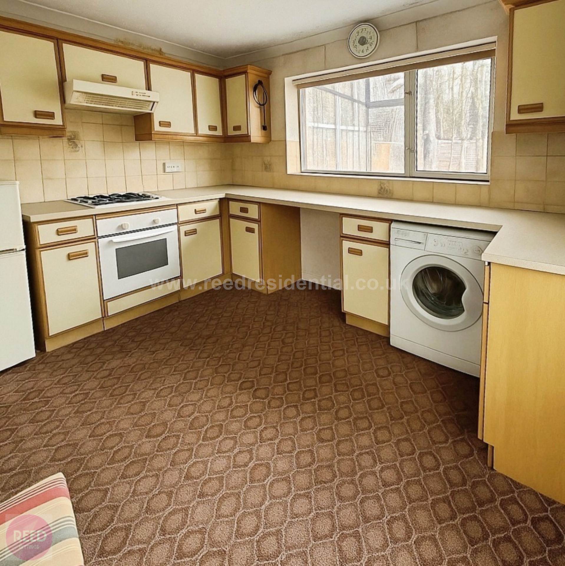 Additional Property Image 2 bedroom Detached Bungalow for sale in Westcliff On Sea 4