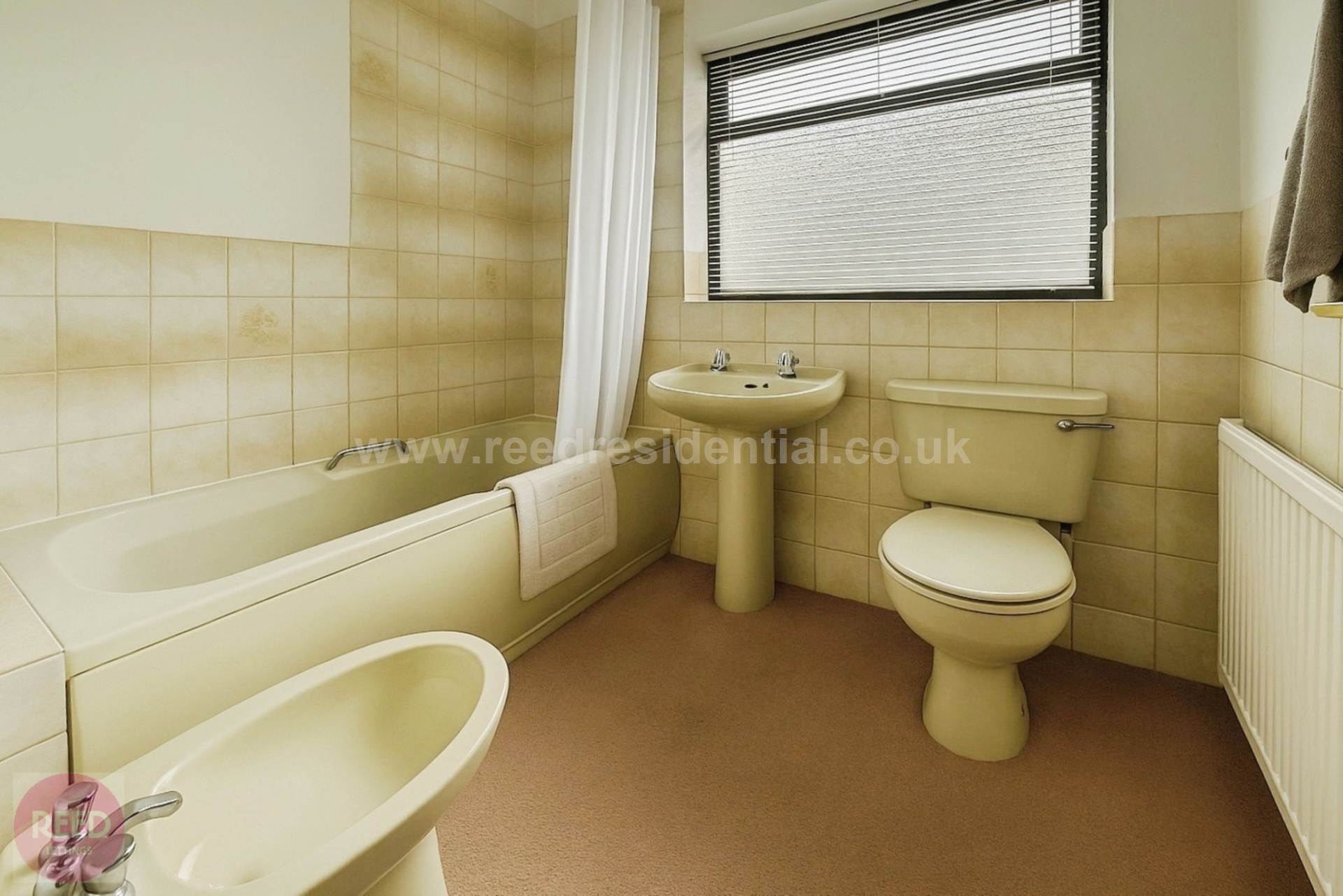 Additional Property Image 2 bedroom Detached Bungalow for sale in Westcliff On Sea 8