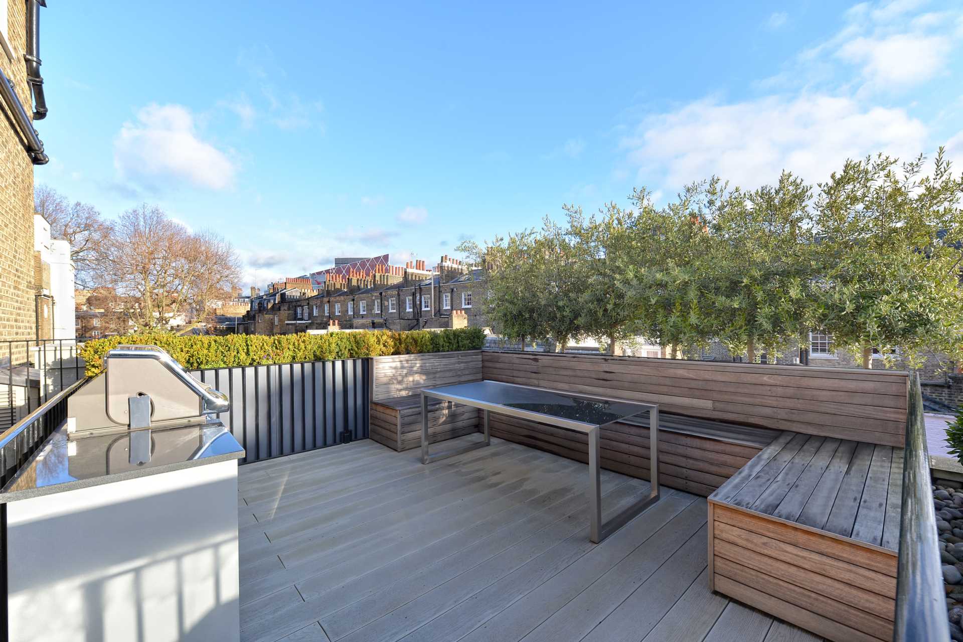 Additional Property Image 6 bedroom Town House to rent in London 3