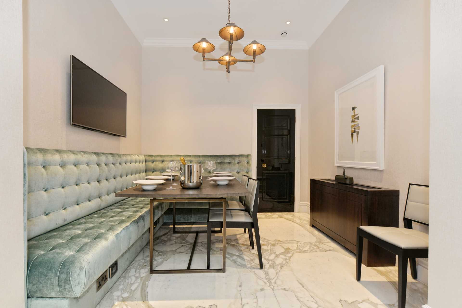 Additional Property Image 6 bedroom Town House to rent in London 13