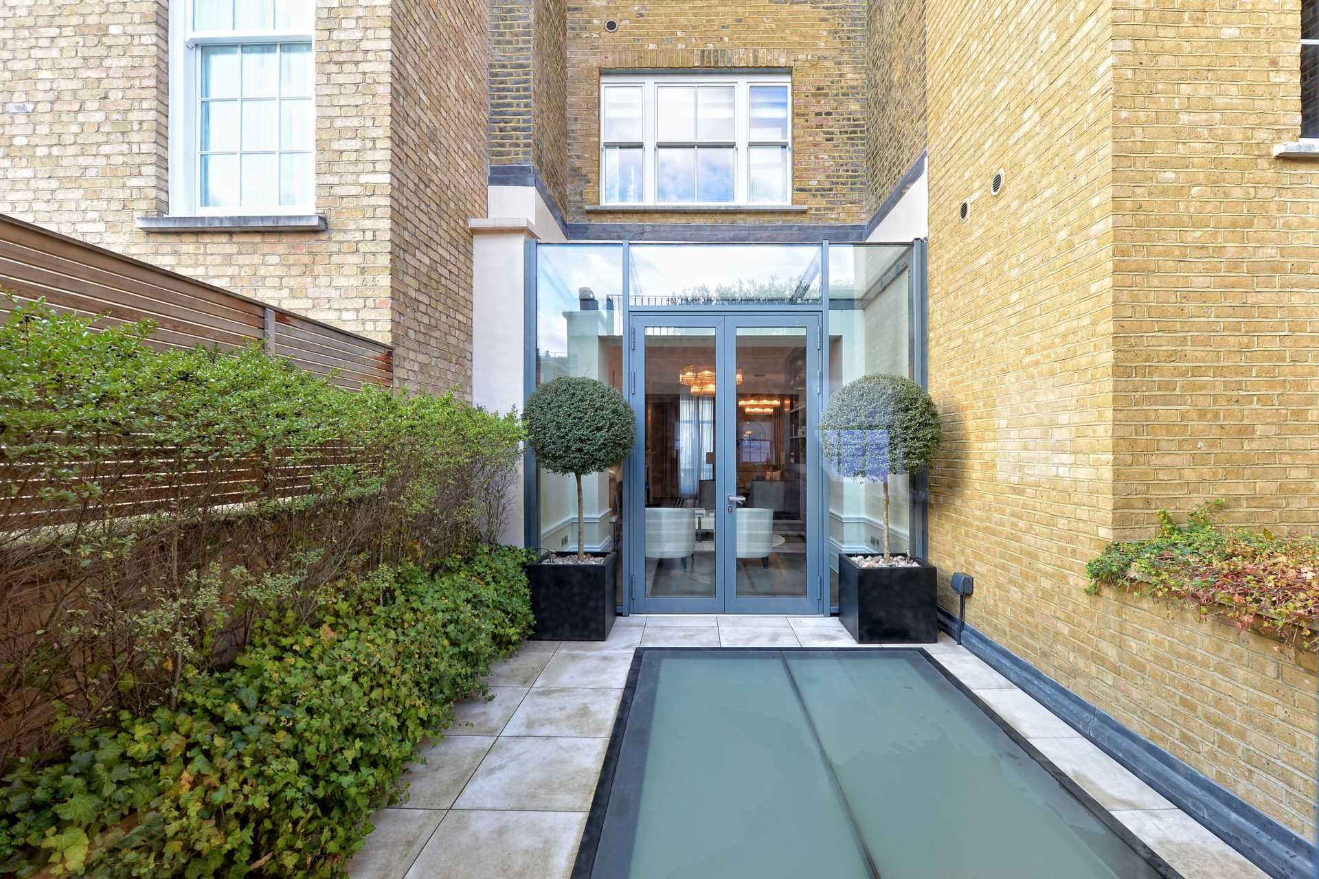 Additional Property Image 6 bedroom Town House to rent in London 17