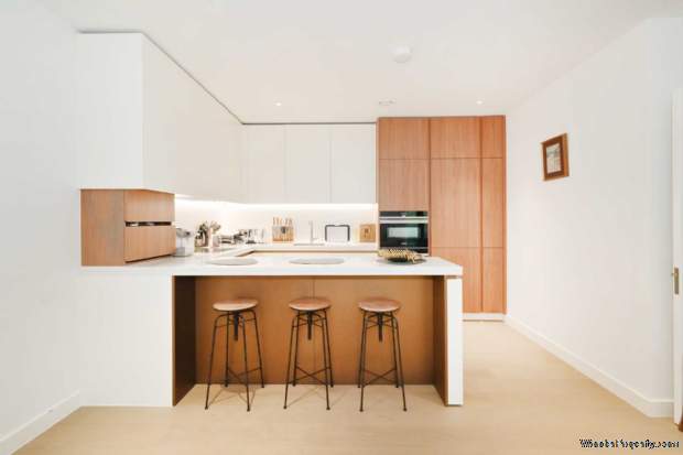 Additional Property Image 2 bedroom Flat for sale in London 2