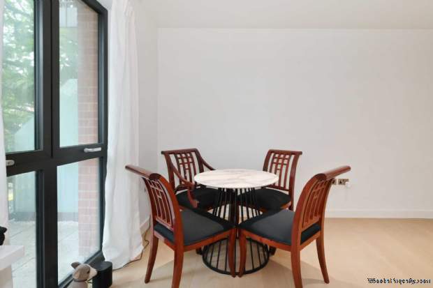 Additional Property Image 2 bedroom Flat for sale in London 4