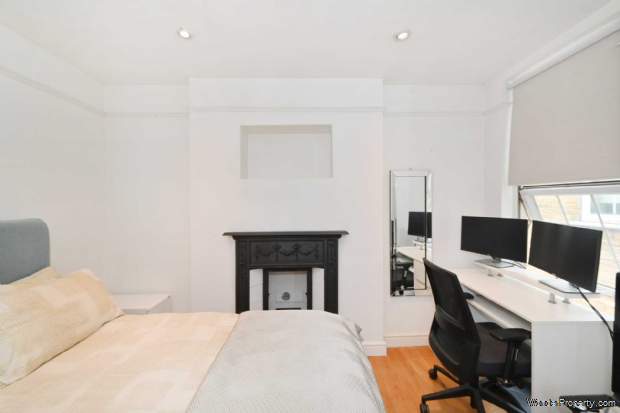 Additional Property Image 1 bedroom Flat for sale in London 8