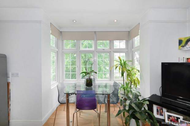 Additional Property Image 1 bedroom Flat for sale in London 9