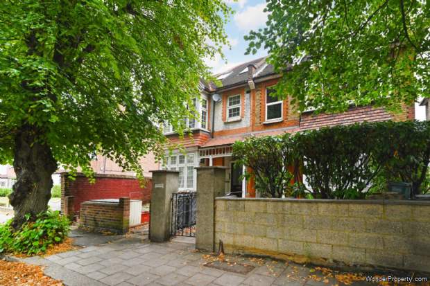 Additional Property Image 1 bedroom Flat for sale in London 10